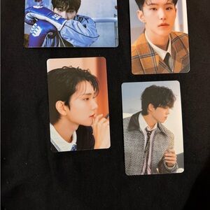 K-Pop Photocard Set - Black Background